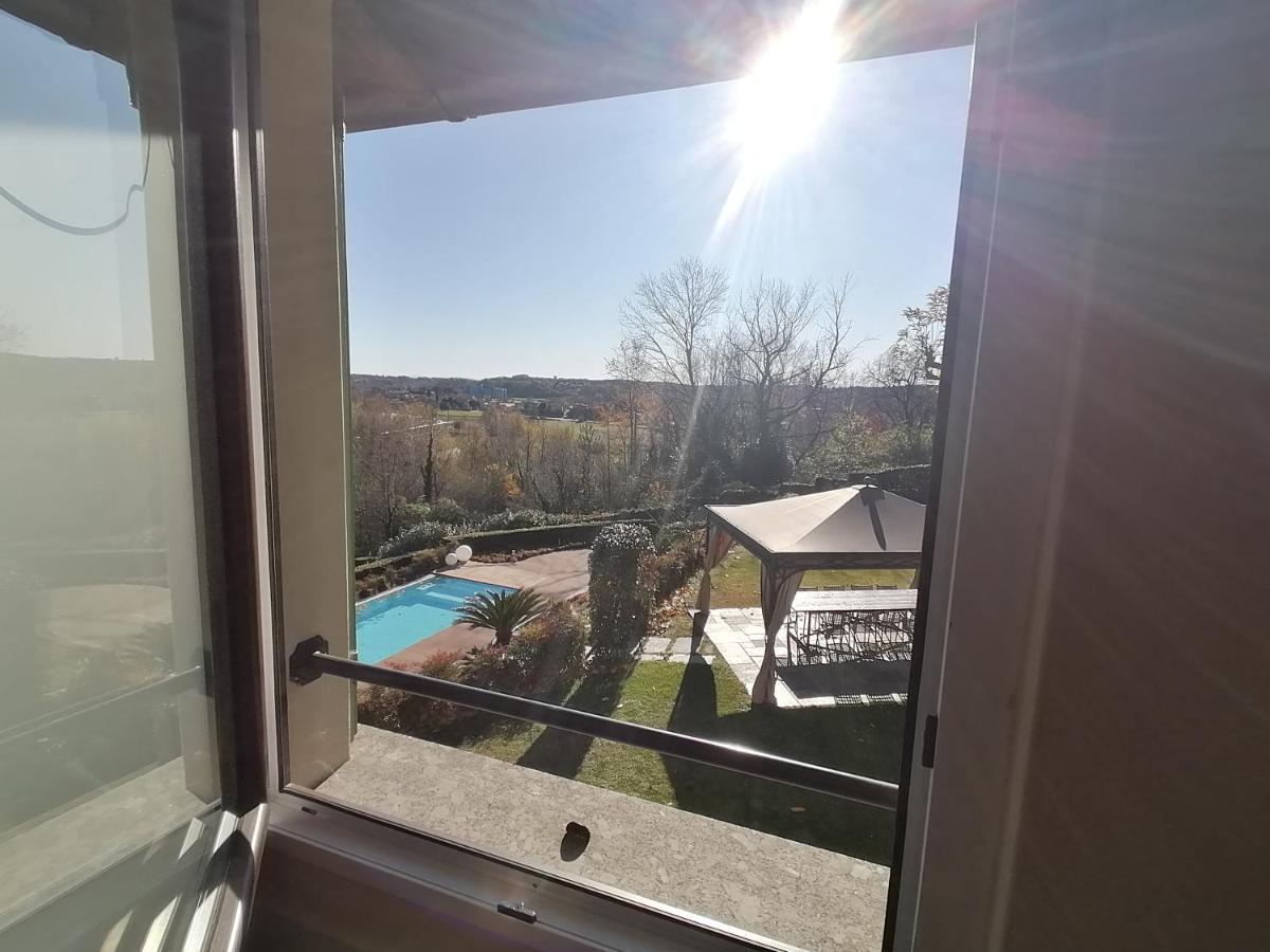 Casale Raffaello B&B Como Albese Con Cassano Zewnętrze zdjęcie